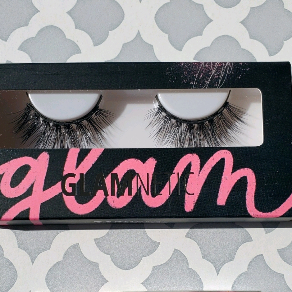 NEW GLAMNETIC
Babygirl Lashes
